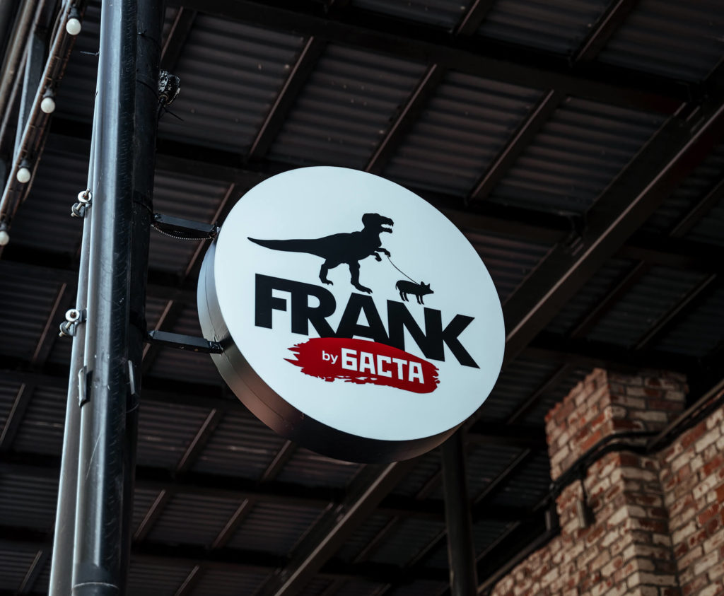 Панель-кронштейн Frank by Баста